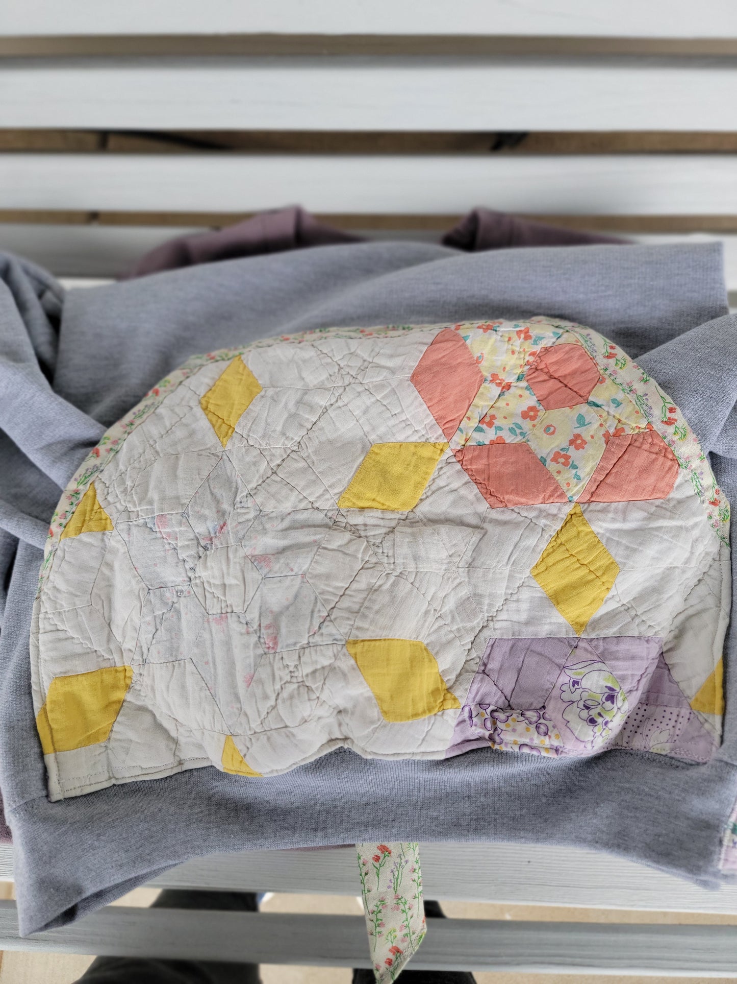 Vintage Quilt Pocket Hooded Sweatshirt - Size Medium